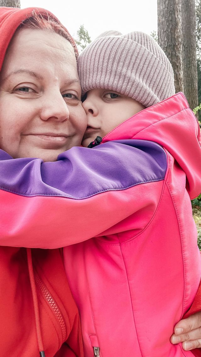 Voispa joskus pysäyttää ajan edes hetkeksi❤️

Muutama hassu hetki ja tää tyyppi täyttää kuusi. Sit se onkin yhtäkkiä se onkin 16 ja sit hetkessä 26😭❤️

#äitiys #motherhood #äiti #äitijatytär #tytär #kuopionäidit #kuopio #vauva2016