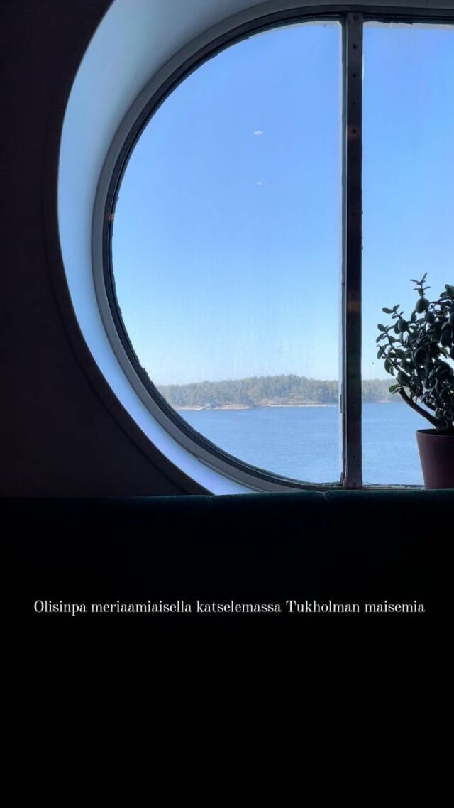 Se tunne, kun oot laivan aamiaisella ja ulkona näkyy Tukholman saaristot. 

Se on yksi maailman parhaista tunteista🤩❤️

Toivottavasti päästään taas pian merimatkalle lasten kanssa💕

Minne sä haluaisit matkustaa?
