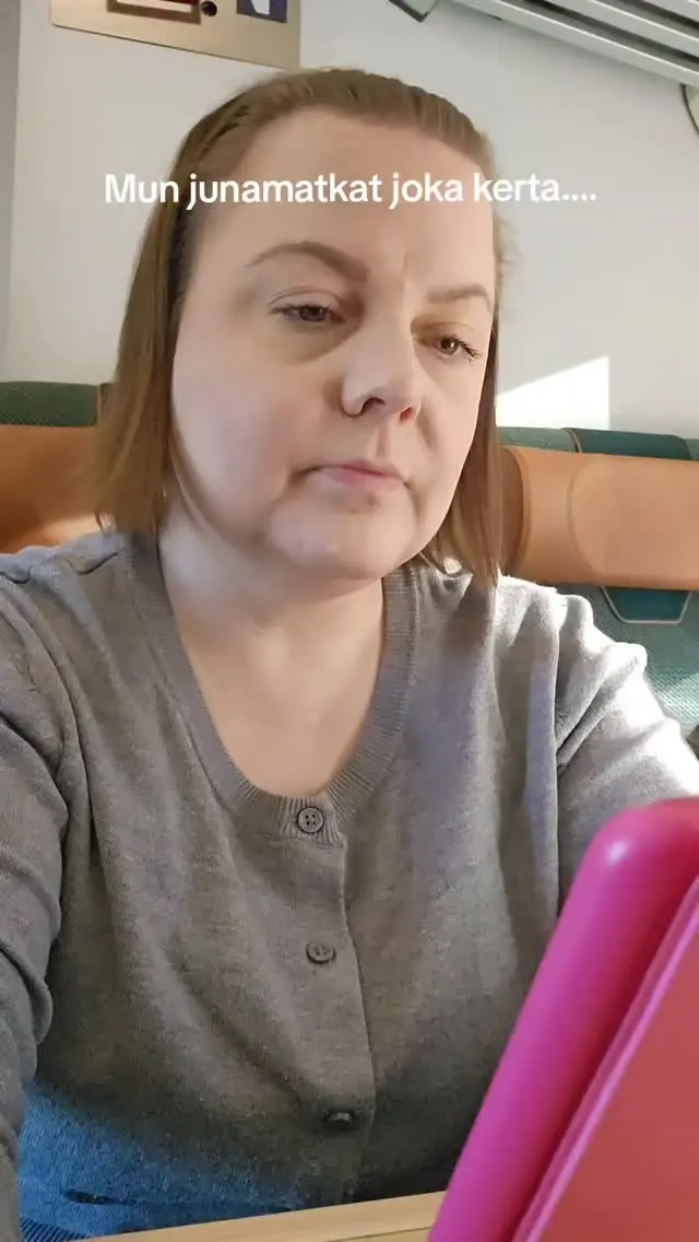 Ollaanko kirjakamuja, jos samaistuit yhtään?🥰❤️

#kirjagram