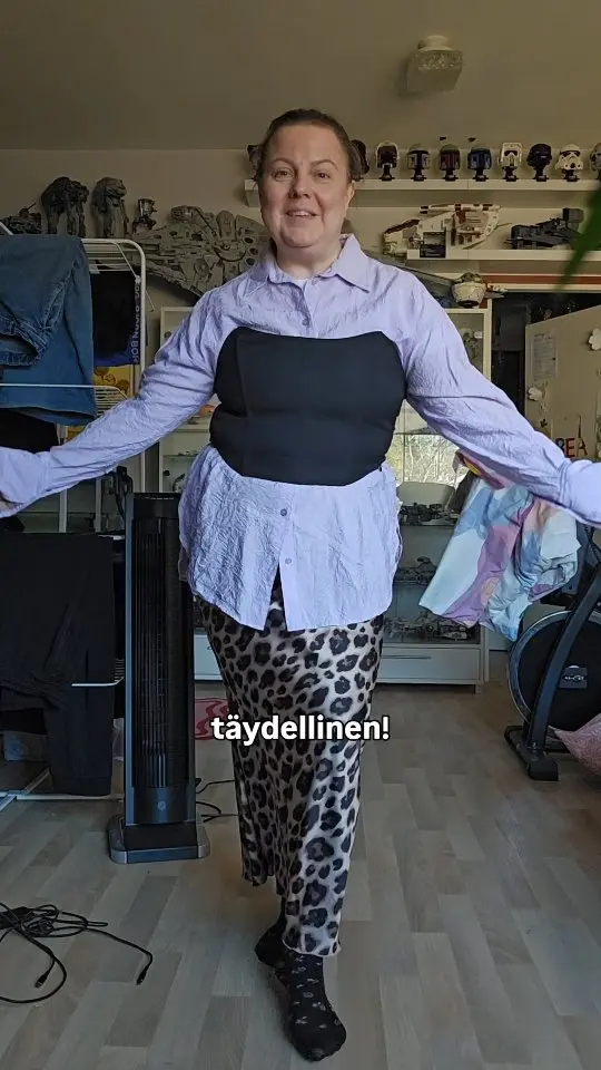 Ootko sä tehnyt hyviä löytöjä kirppikseltä? 

Vapaapäivän kirppiksen ost est. 
Vaatelöydöt tehty @bellakirppis_savilahti (*oon tehnyt aiemmin yhteistyötä)
Laukun löysin @sprkontti 

Ihan parhaita löytöjä todella edullisesti😍❤️